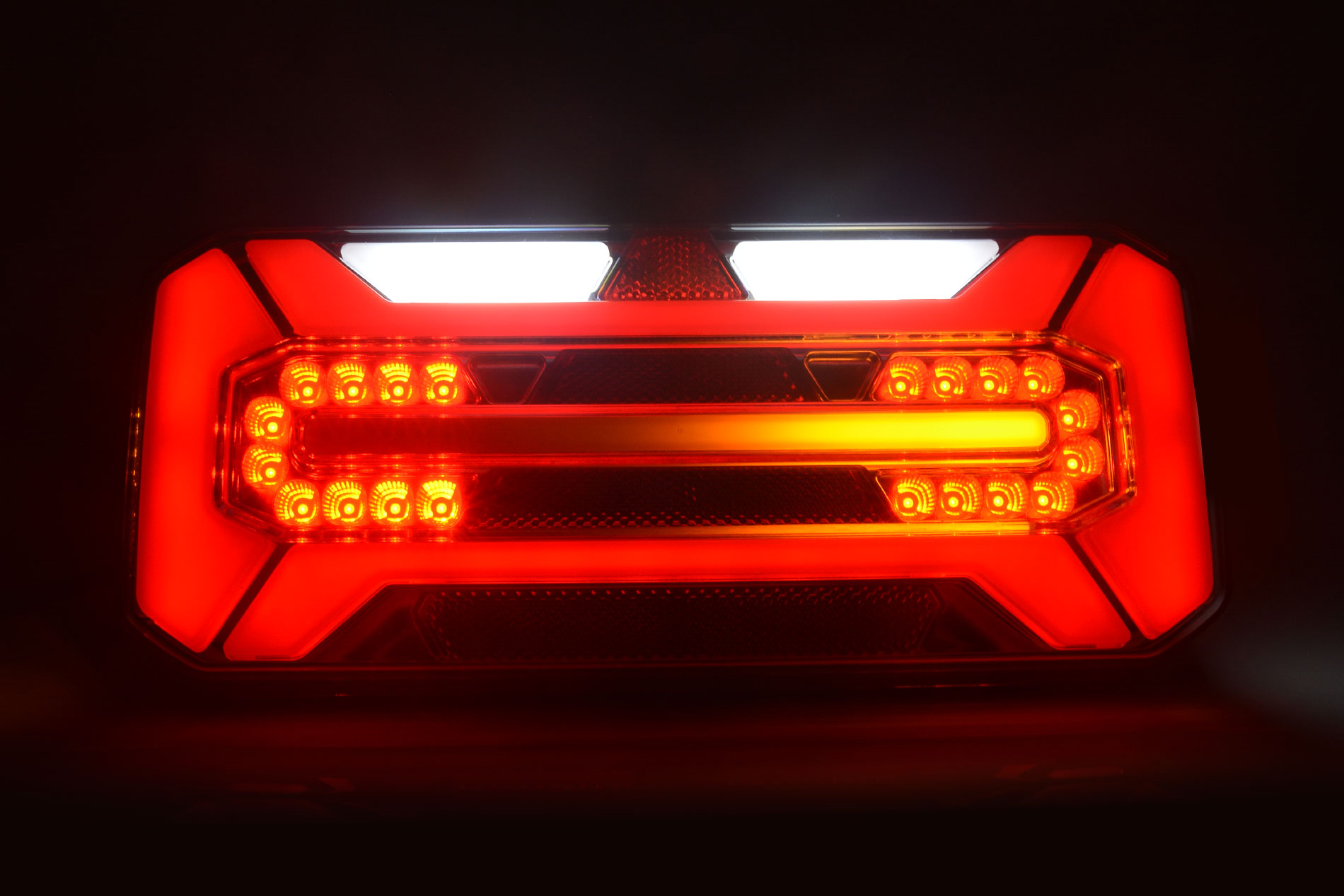 LED Zadní skupinová svítilna s dynamickým pozičním světlem WAŚ, 12V-24V, ECE, IP 66/68, levá