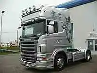 Obdélníková vzduchová houkačka- Fanfára Hadley 66 cm