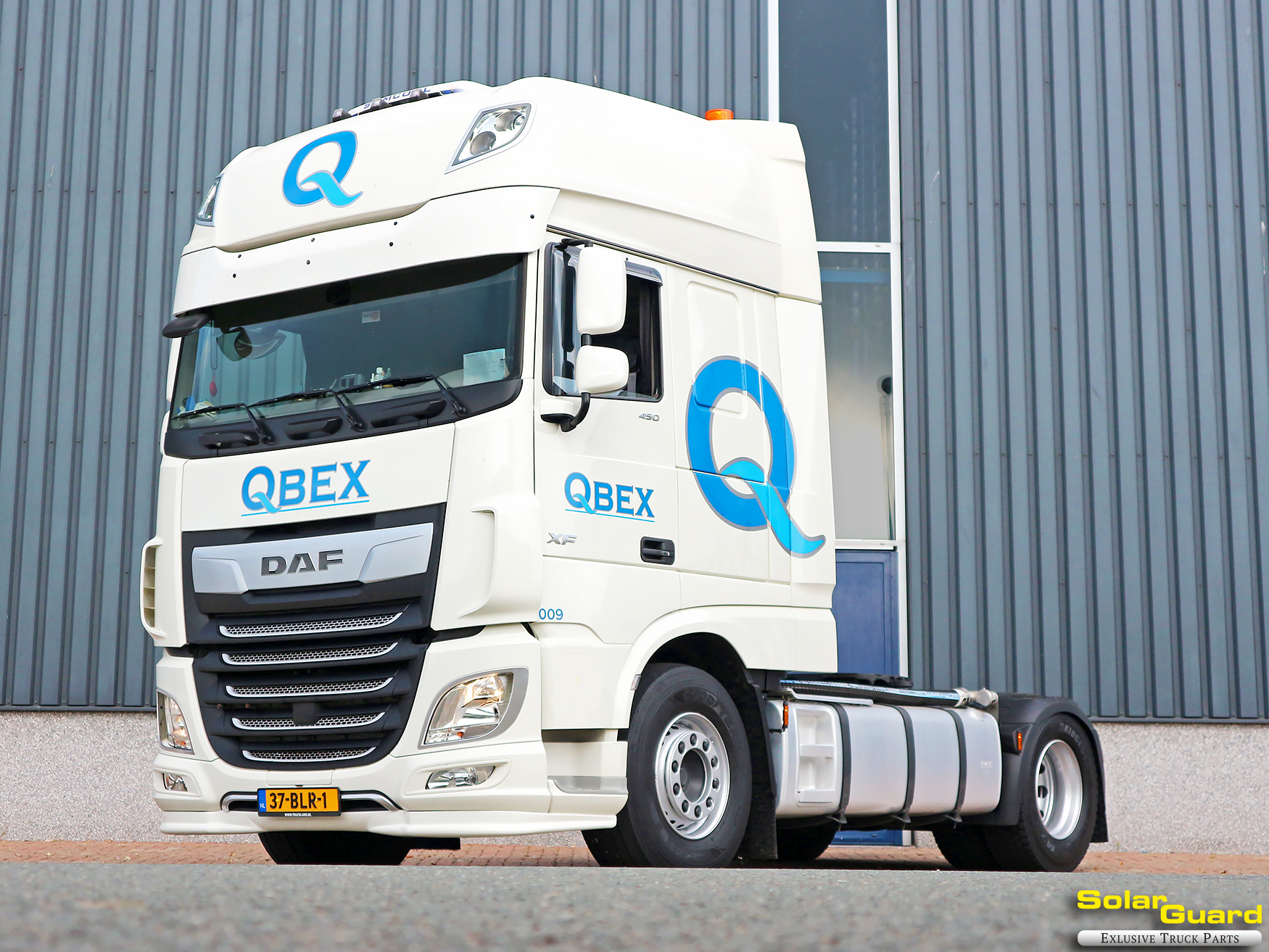 Sluneční clona DAF XF 106 Superspace XXL