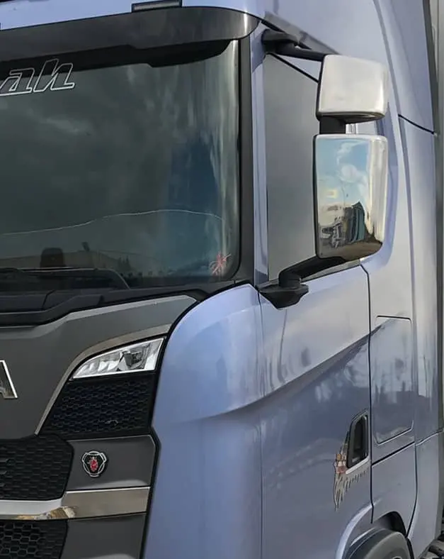 Nerezové lemování kliky dveří Scania New Generation