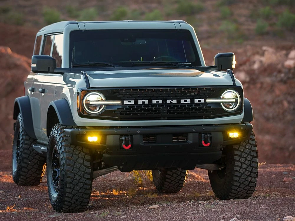 Sada mlhových/dálkových světel Lazer, Ford Bronco (2021+) s originálními mlhovkami, Carbon-2