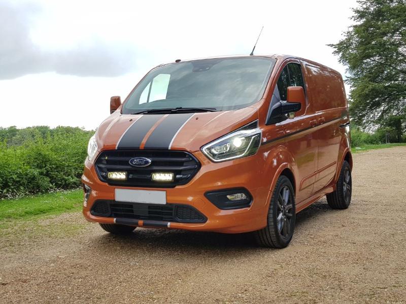 Sada světel do masky Lazer pro Ford Transit Custom (2018-2022), Triple-R 750