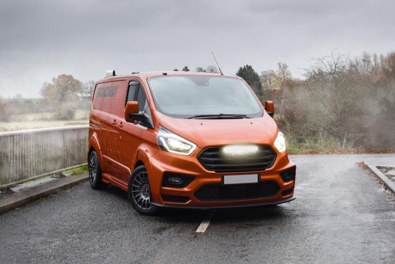 Sada světla do masky Lazer pro Ford Transit Custom (2018-2022), Linear-18