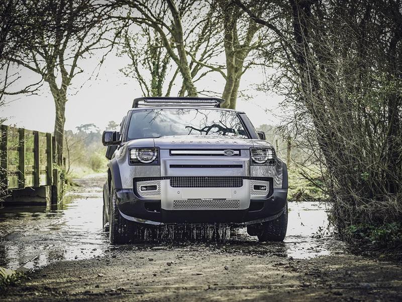Sada světla Lazer pro Land Rover Defender (2020+) Expediční střecha, Linear-36