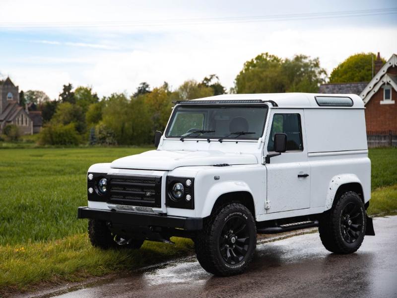 Sada střešního světla Lazer pro Land Rover Defender (-2018), Linear