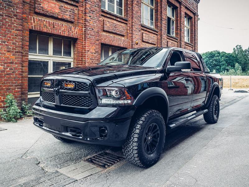 Sada světel do masky Lazer pro Dodge RAM 1500 (2013+), Triple-R 750