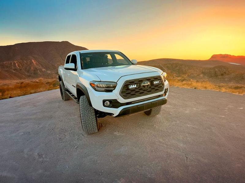 Sada světel do masky Lazer pro Toyota Tacoma TRD Sport/Offroad (2023+), Triple-R 750