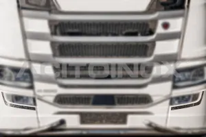 Nerezové lišty pod světla, Scania NTG S/R