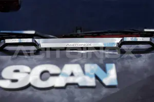 Nerezová lišta mezi stěrače, Scania NTG S/R