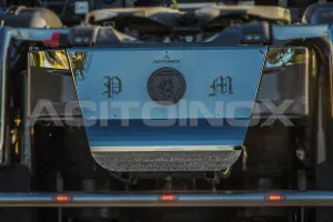 Nerezový kryt zadní baterie, Scania NTG S