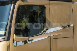 Nerezové lišty na dveře, Mercedes Actros 5