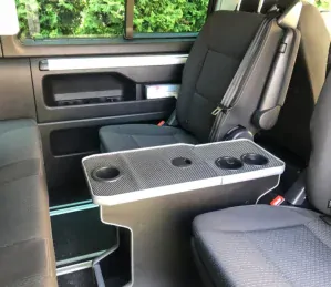 Středová konzola pro dodávky a minibusy MAXI