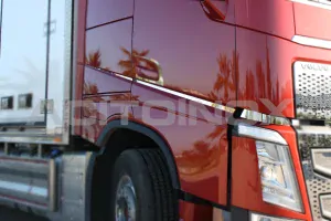 Nerezové lišty na bok kabiny, Volvo FH4