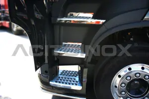 Ochranná sada schodů, Volvo FH4