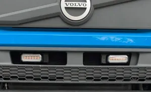 Nerezové držáky stoboskopových světel do masky, Volvo V5 FM/FMX