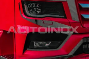 Nerezové lišty nad potkávací světla, Man TGX 2020