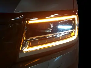 Oranžové denní svícení DLR pro MAN TGE, VW Crafter 2020+