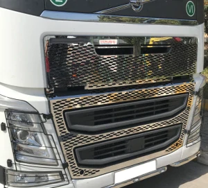 Nerezová lišta do masky pro VOLVO FH4/FH5