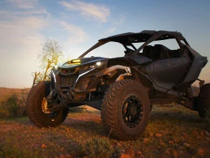 Sada do masky Lazer pro CAN-AM Maverick R, linear-6