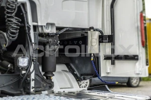 Nádrž na vodu, s hadicí, Volvo FH AERO