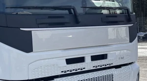 Reklamní panel Vepro pro Volvo FM4 2024- | AD4418S
