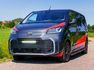 Sada světla do masky Lazer, pro Toyota Proace (2023+), Linear-18, Glide