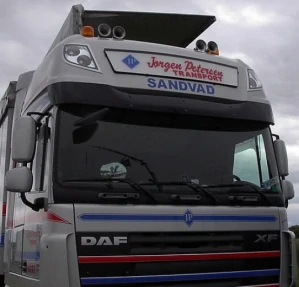 Neon Skyled PRO na DAF XF 105 Superspace cab 28,5x146
