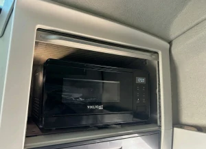 Mikrovlnná trouba Stonehill 15l, 24V, Volvo FH, Vysoká kabina