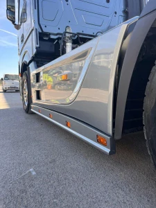 Boční lišty Truck King Mercedes Actros MP4, MP5, hliník, 2x 5 otvorů
