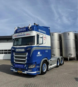 Sluneční clona Scania NTG, Fox Parts 40 cm, zaoblená, hliník