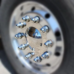 Nerezový kryt předního náboje pro hliníkové disky 22,5", díry 32mm