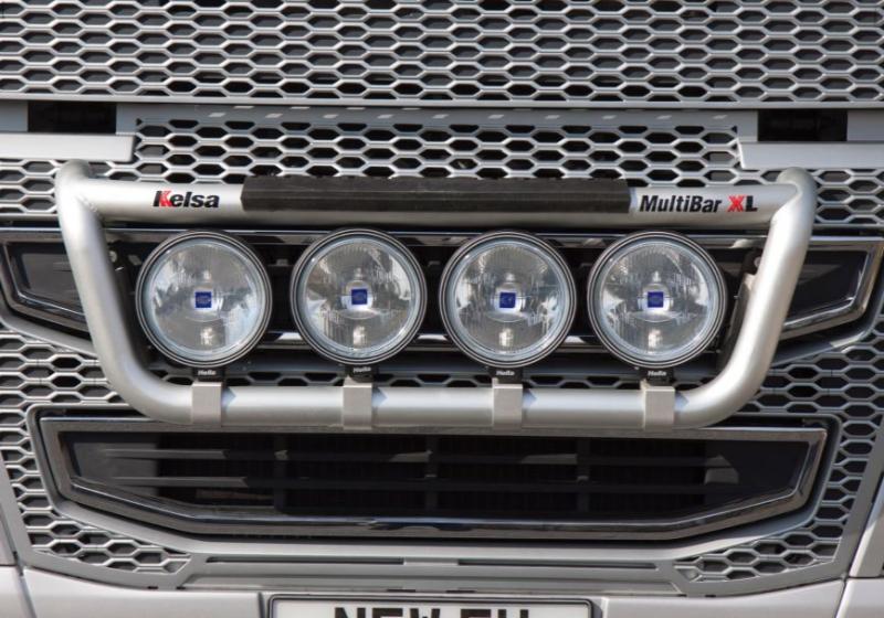 Přední nerezový rám Kelsa MultiBarXL High Mount pro  Volvo FH 2013-2020 Denní kabina, Globetrotter, Globetrotter XL