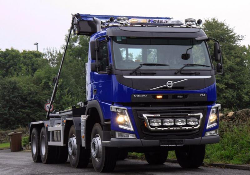 Přední nerezový rám Kelsa MultiBar pro  Volvo FM Euro6 Globetrotter, Daycab