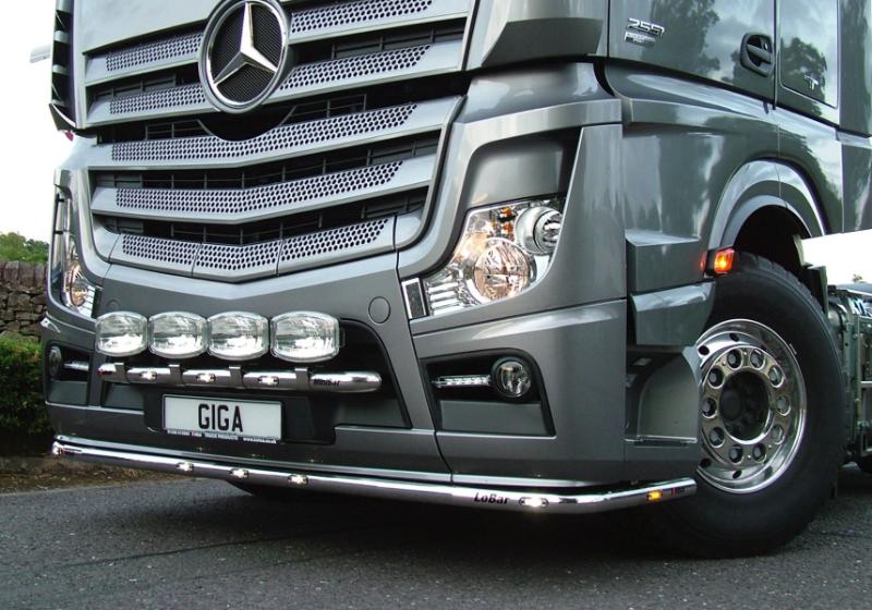 Hlíníkový rám pod nárazník Kelsa LoBar lakovaný pro  Mercedes Actros 2012-on Bigspace, Gigaspace