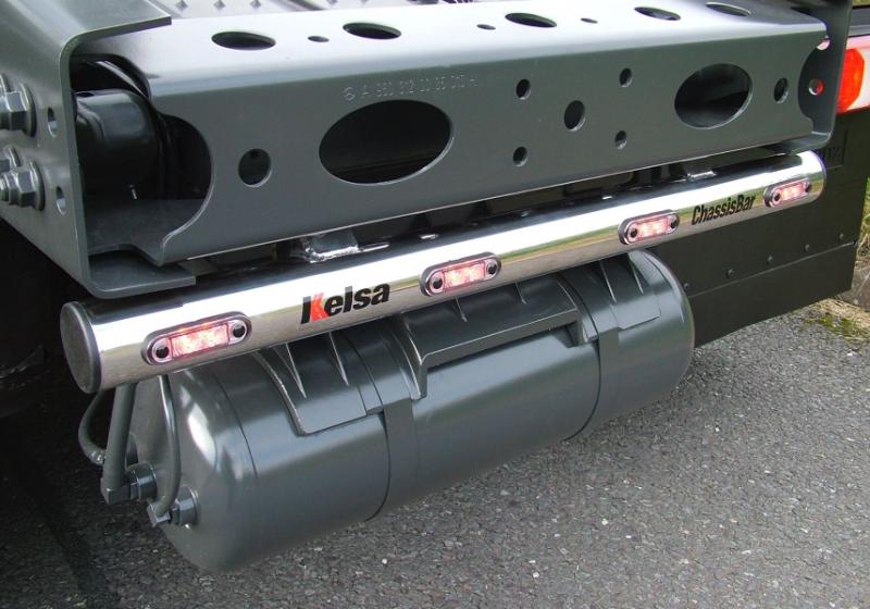 Zadní nerezový rám Kelsa ChassisBar pro  Mercedes Actros 2012-on Streamspace 2.5m