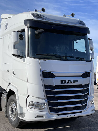 Sluneční clona DAF XF/XG komplet