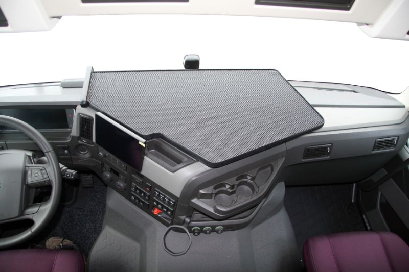 Polička středová Volvo FM (2021-)