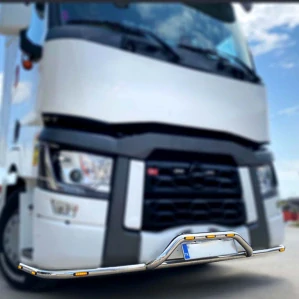 Nerezový rám pod nárazník, třídílný, 11 LED, Renault T