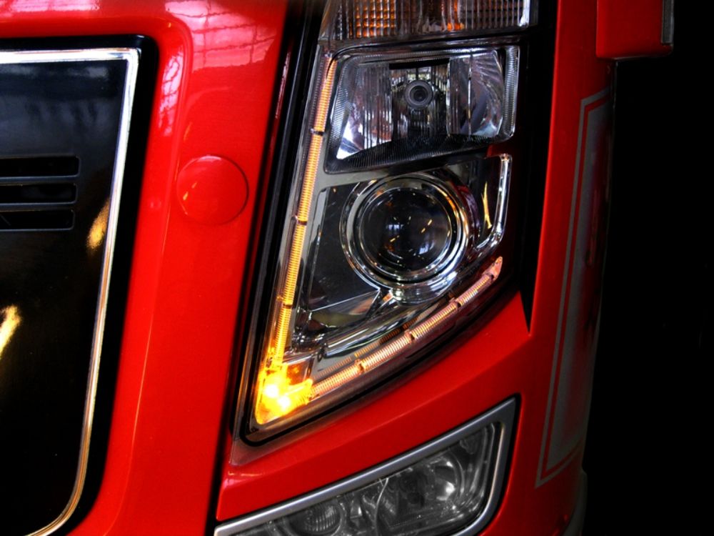 Oranžové LED moduly denního svícení pro VOLVO FH/FM (2009-2012)