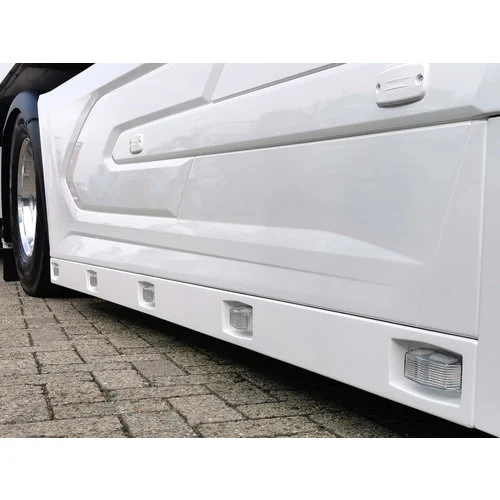 Prodloužení bočních spoilerů DAF XF/XG/XG+ | otvory pro 2x5 Double Burner