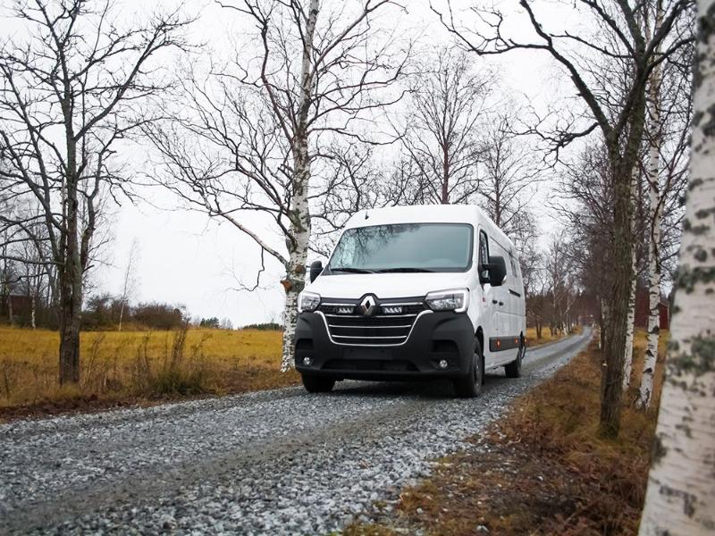 Sada světel do masky Lazer pro Renault Master (2020-2023), Triple-R 750