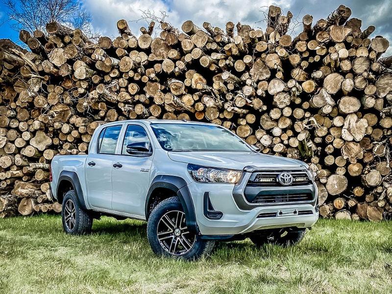 Sada světel do masky Lazer pro Toyota Hilux (2021+), Linear-6