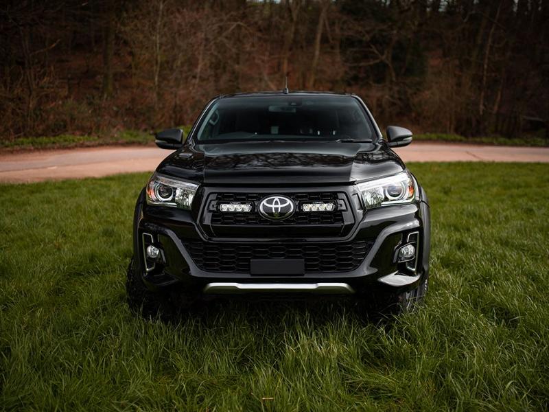 Sada světel do masky Lazer Toyota Hilux Invincible-X (2017+), ST4 Evolution
