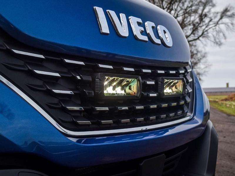 Sada světel do masky Lazer pro Iveco Daily (2019-2021), Triple-R 750