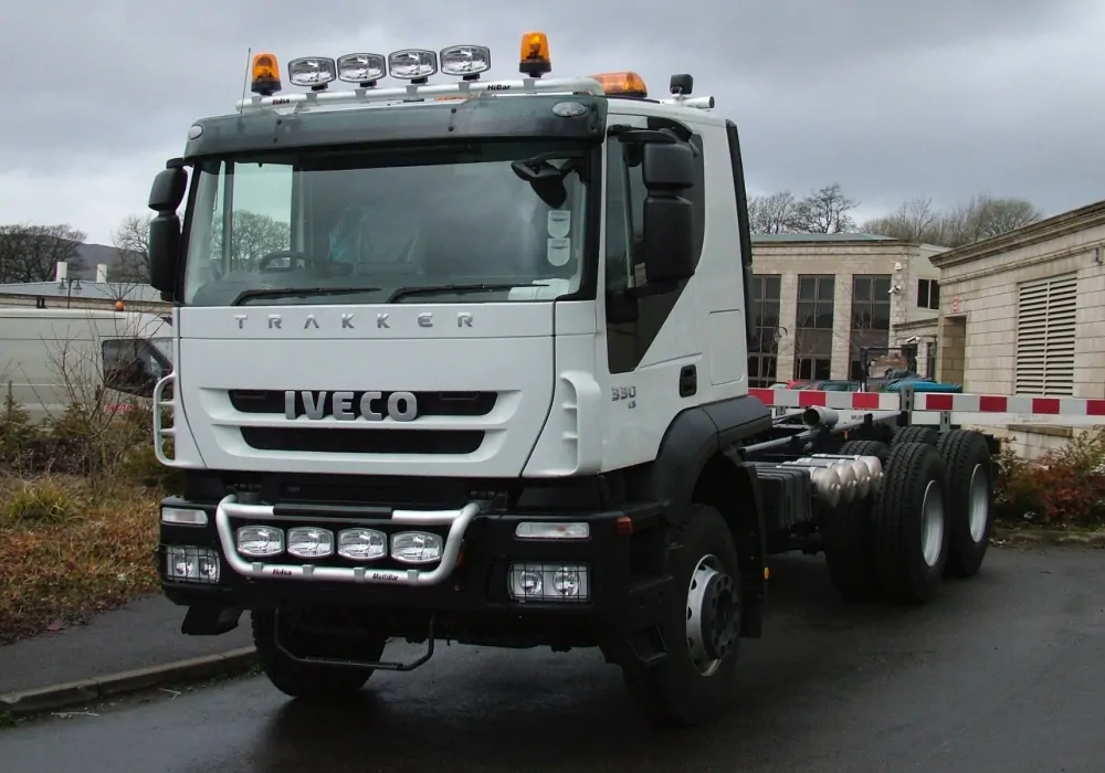 Přední nerezový rám Kelsa MultiBar pro Iveco Trakker