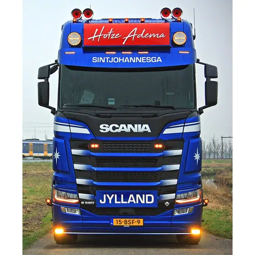 Vrchní díl másky Scania New generation
