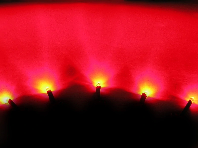 Sada 10 LED X-Lazer světel do interiéru Kamionu 24V - Červené