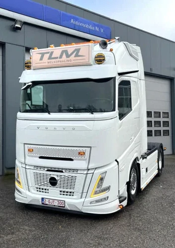 Sluneční clona type 3 Volvo FH Aero