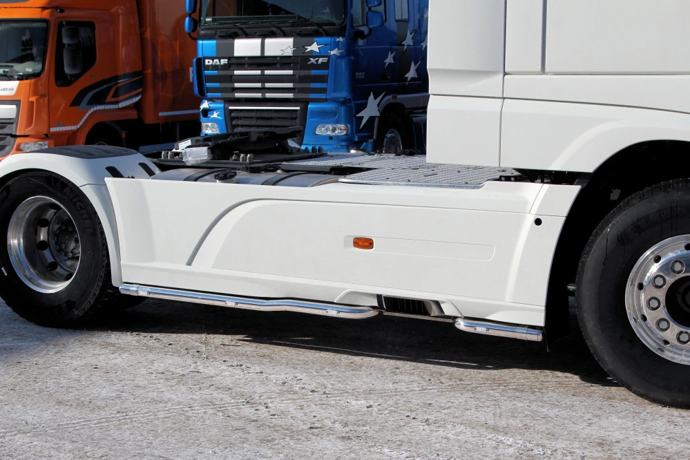 Boční rámy METEC, pro Daf XF Euro6 po faceliftu, 8LED, 3,8m DOPRODEJ