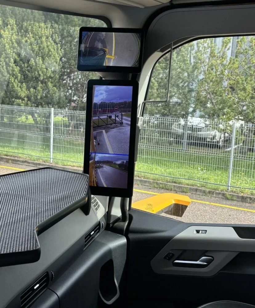 Polička dlouhá MAXI pro FORD F-MAX 2019- s kamerami, černá